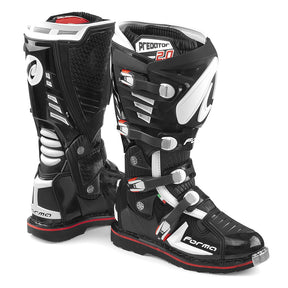 motocross boots Forma Predator 2.0 black motorcycle mx gncc ama racing supercross tech alpine 7 8 10 riding gear 
